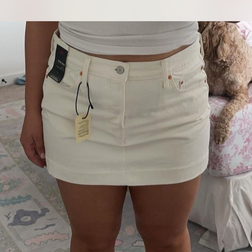 Levi's Women's Off-White Pencil Skirt